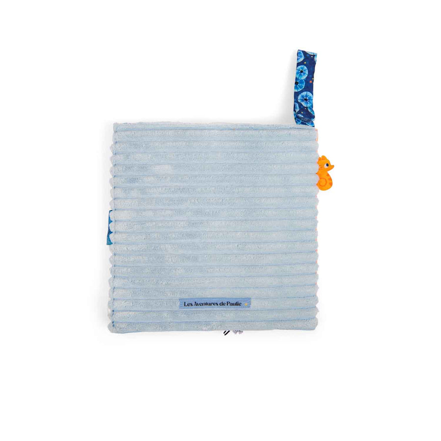 Les Aventures de Paulie Fabric Activity Book