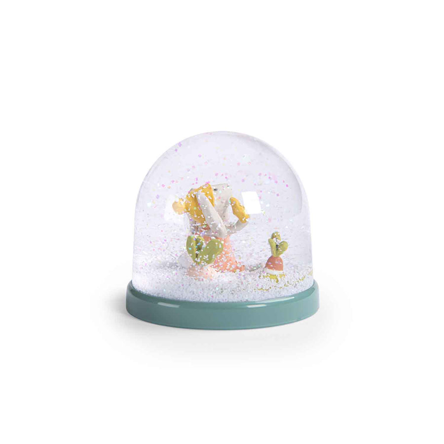 Trois Petits Lapins Snow Globe