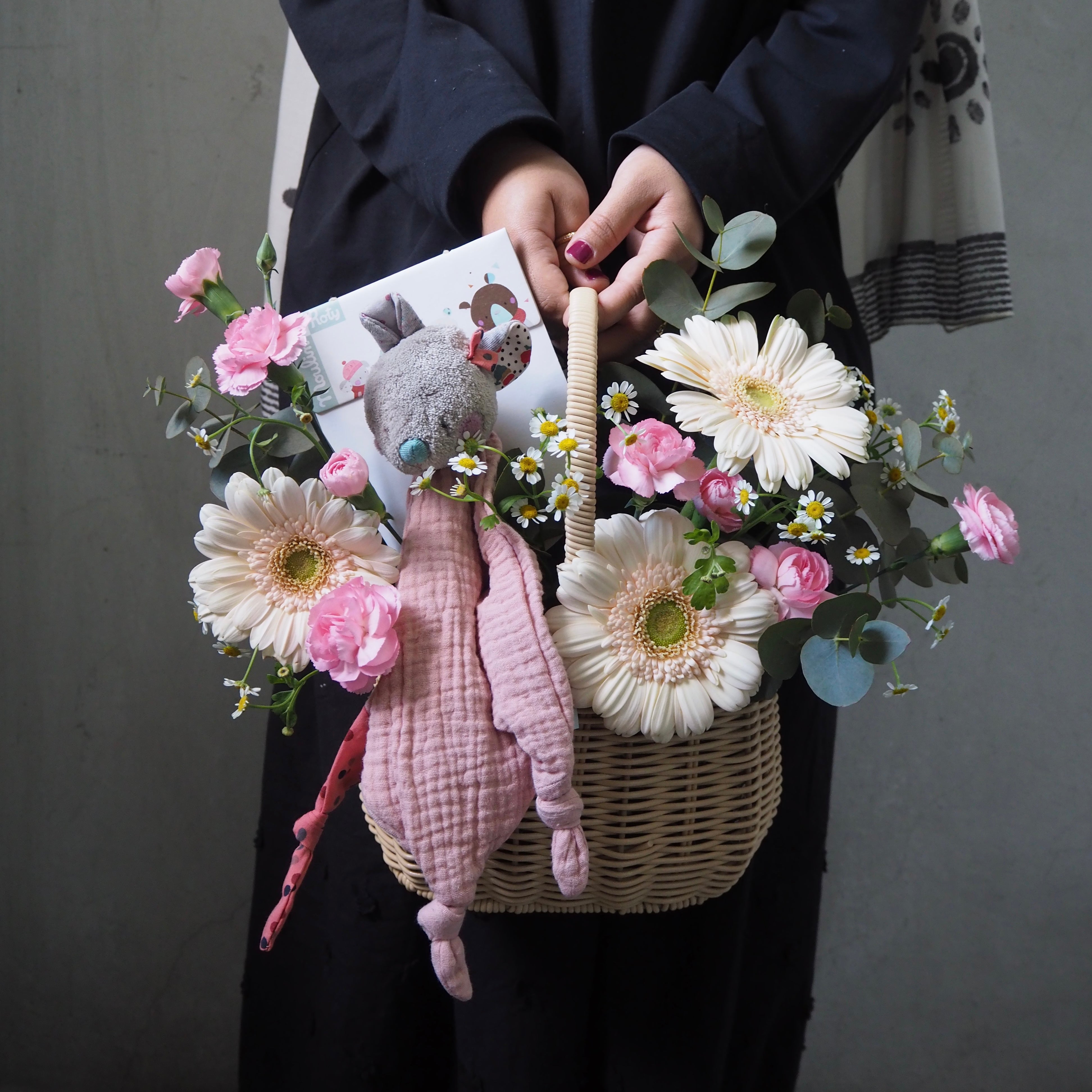 Tiny Wonder Newborn Basket