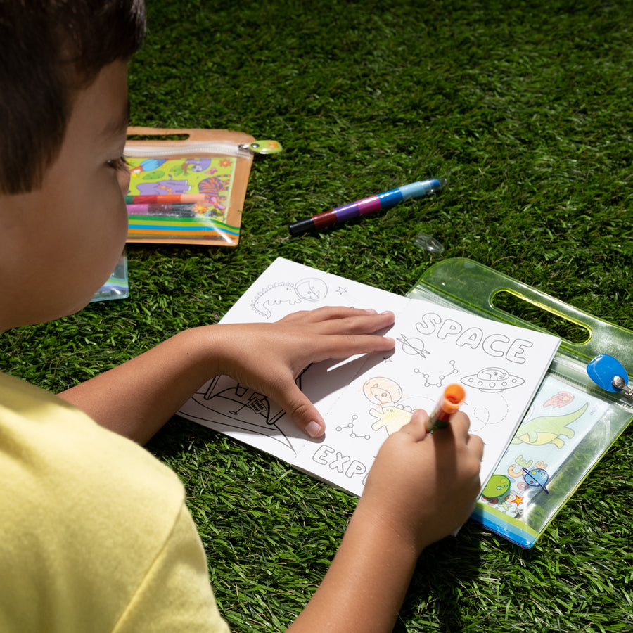 Mini Traveler Colouring & Activity Kit - Dinosaurs in Space